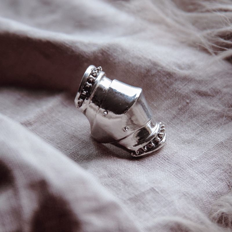 The d'Arc Ring ✷ READY TO SHIP ✷