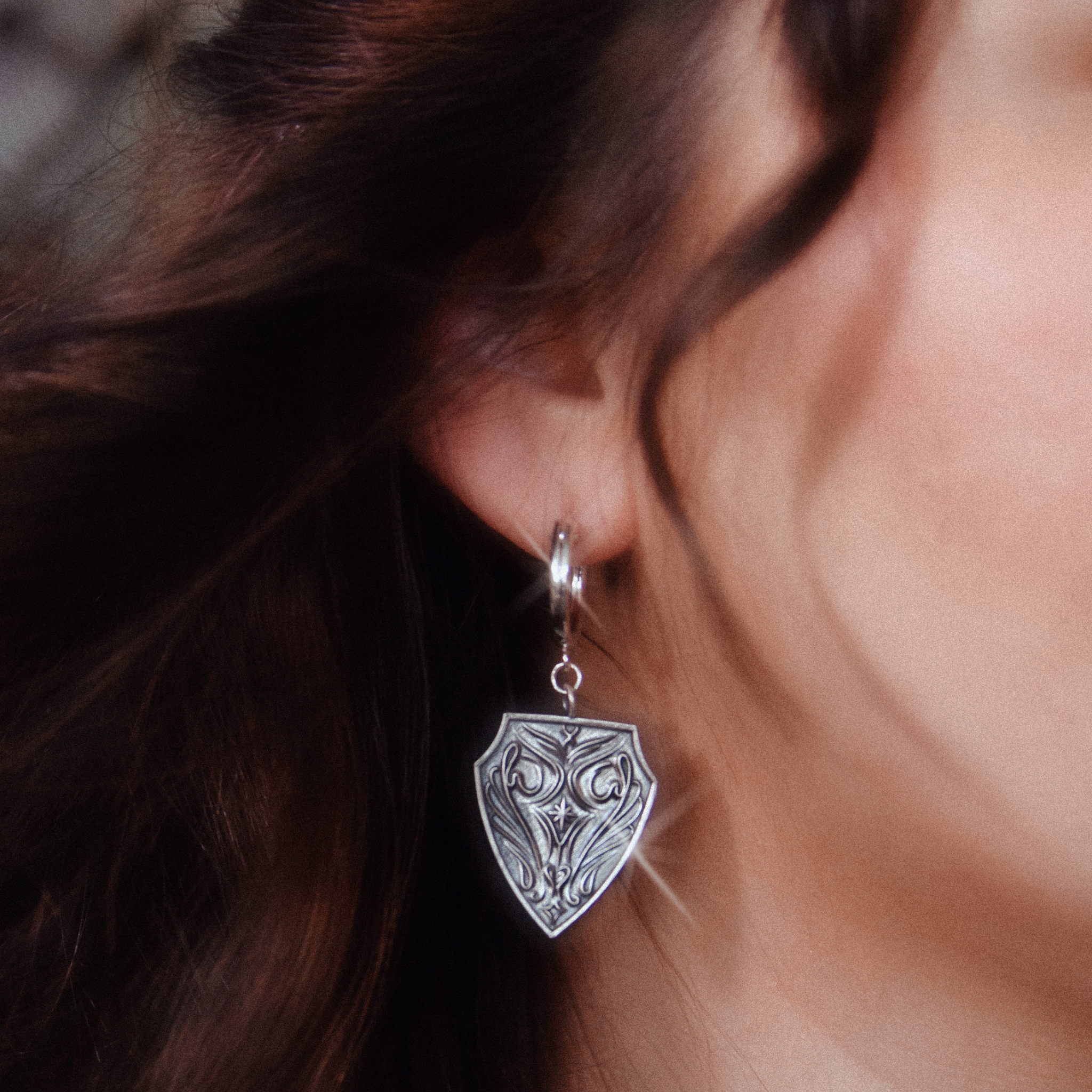 Shield of Ilmarë Earrings