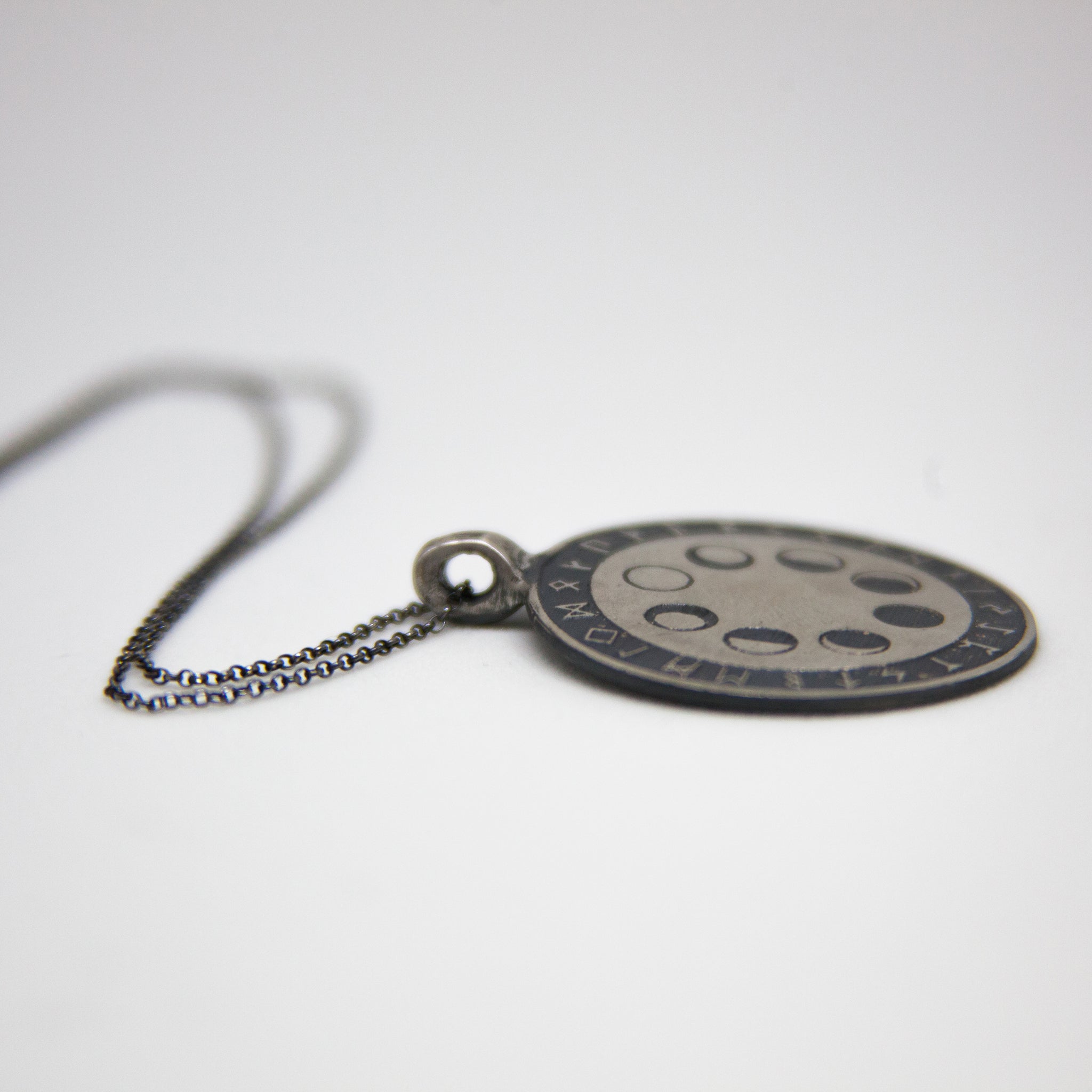Moonphase & Rune Necklace